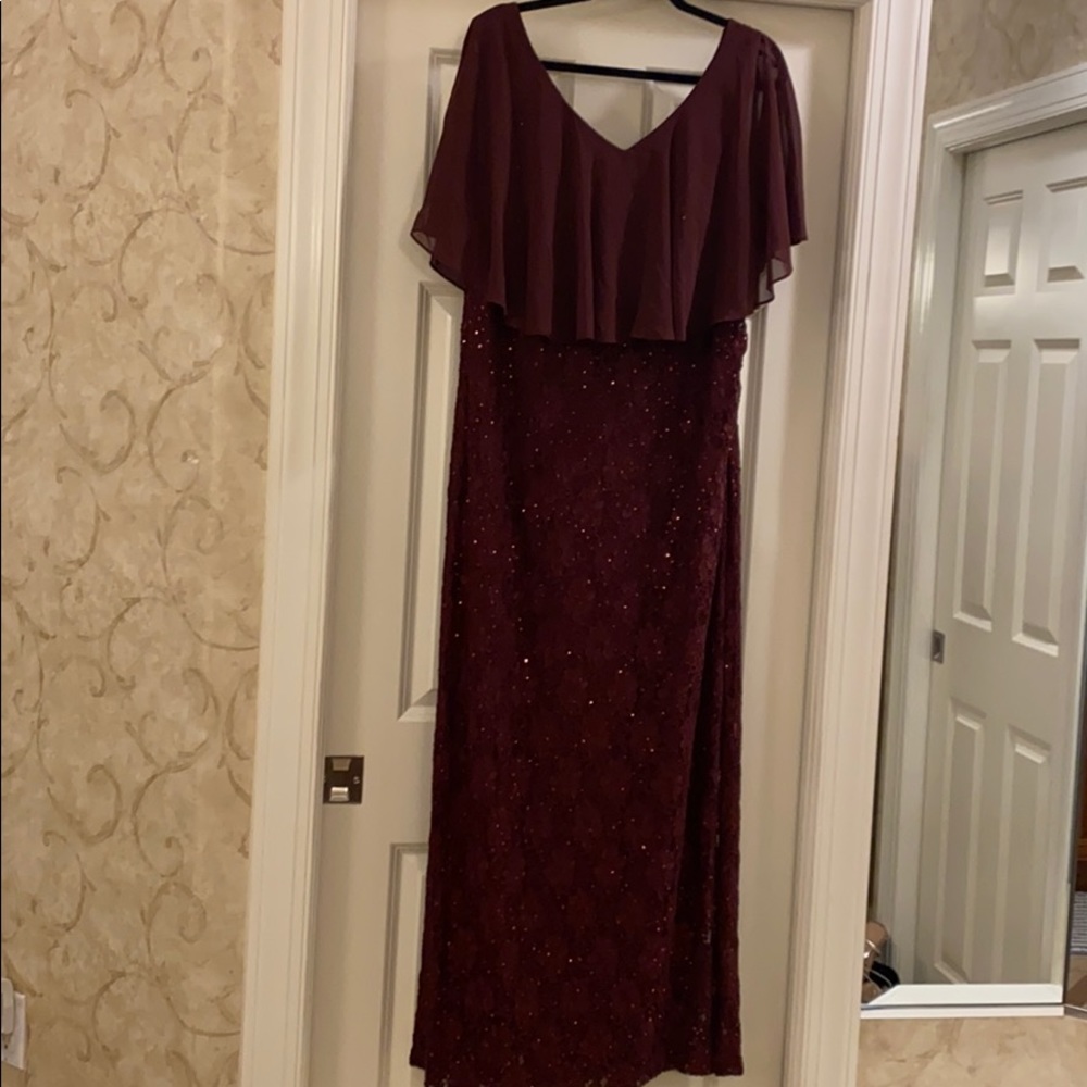 Connected Plus Size Sequined Lace Overlay Gown